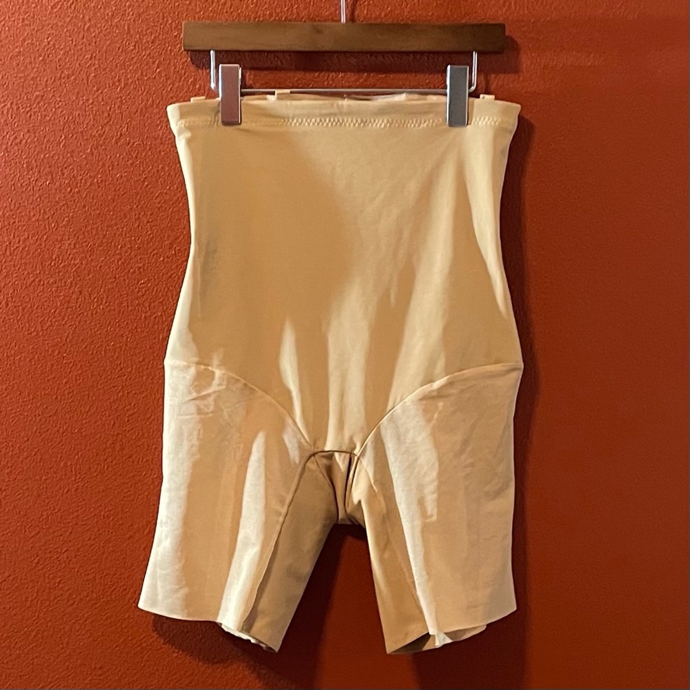 Honeylove‎ Women’s Super Power Boned High Waist Slimming Sand Shapewear Shorts